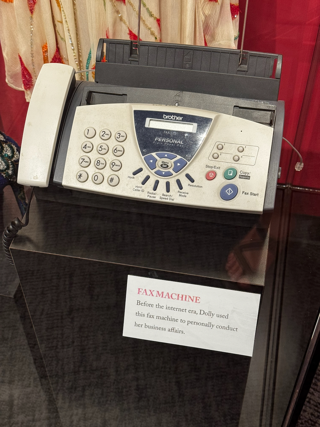 Dolly&rsquo;s fax machine