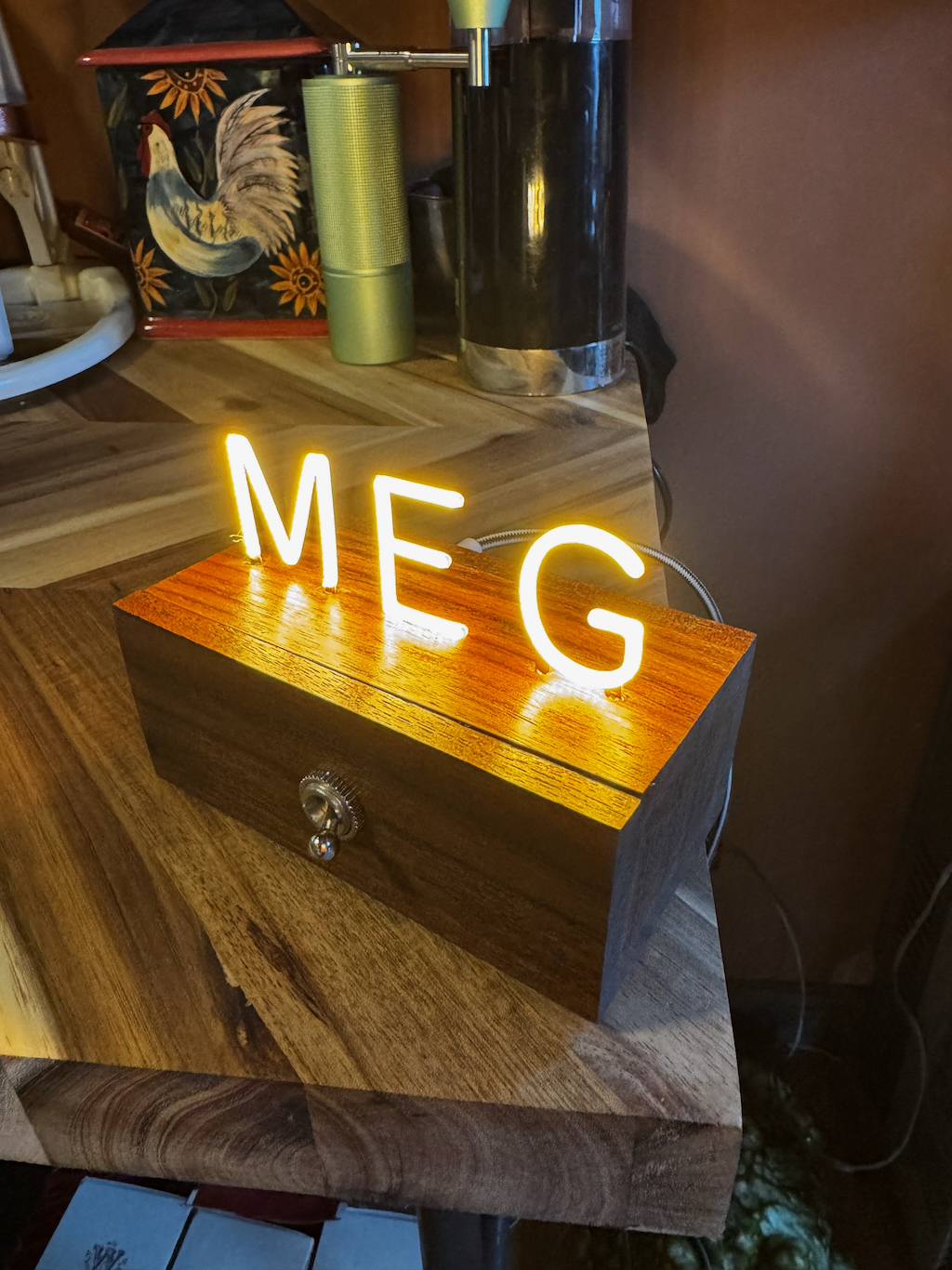 Meg light